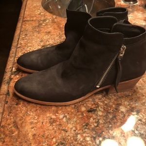 Sam Edelman Black suede boots 9
